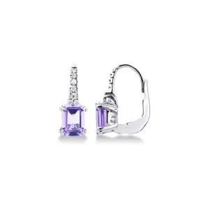 Orecchini in oro bianco 18k con ametiste taglio smeraldo e diamanti.